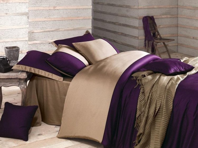 Постельное белье из страйп-сатина ISSIMO EXCLUSIVE ANNETTE пурпурное евро